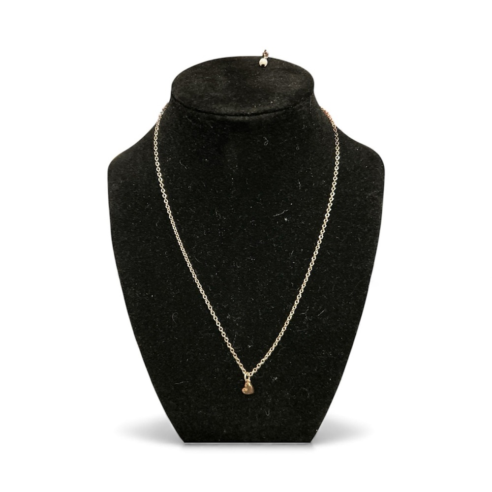 Elegant Gold Heart Pendant Necklace